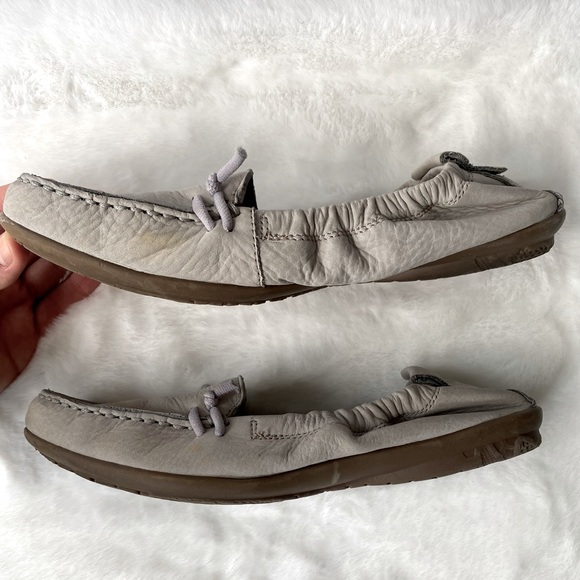 HUSH PUPPIES Light Grey Leather Loafers - Picture 2 of 3